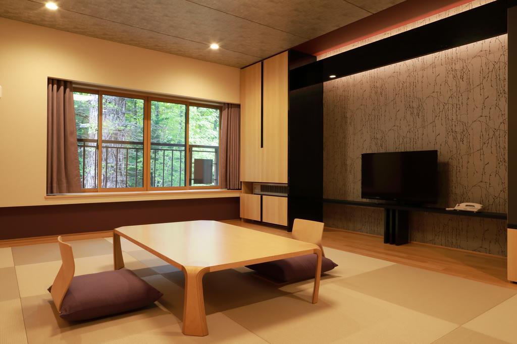 Okunikko Kogen Hotel Екстер'єр фото